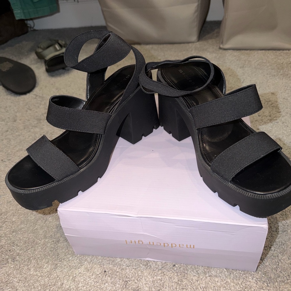Madden Girl Black Chunky Platform Strappy Sandals
